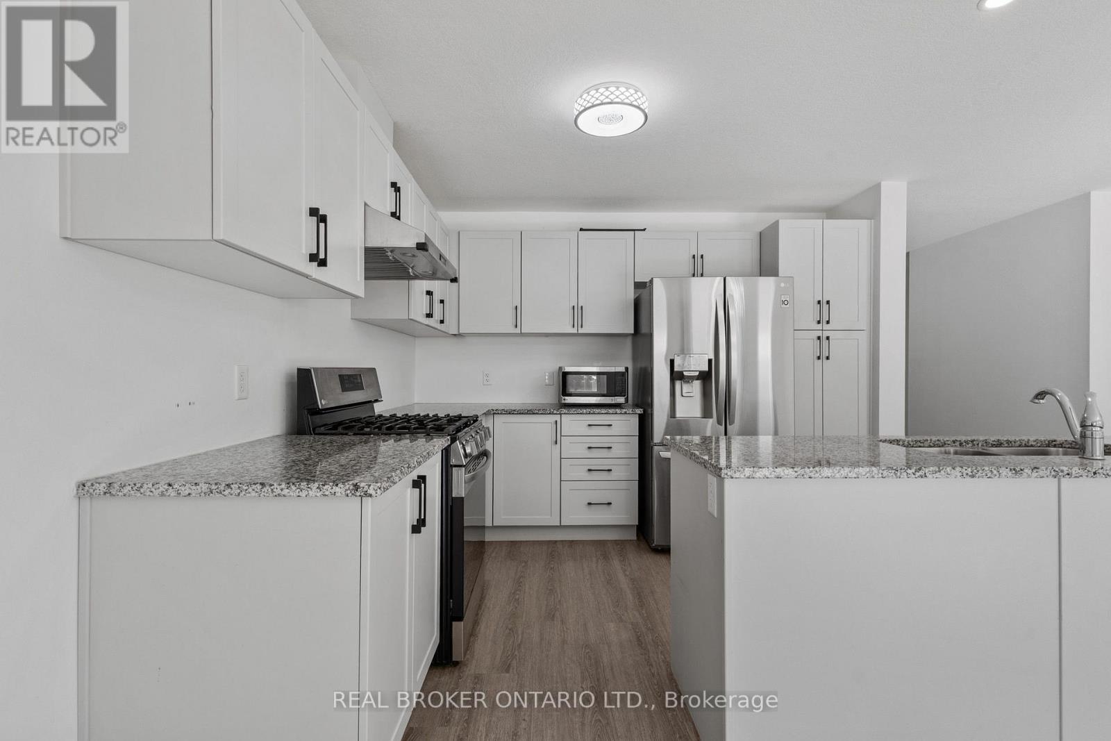 91 Woodedge Circle, Kitchener, Ontario  N2R 0P8 - Photo 10 - X13664214