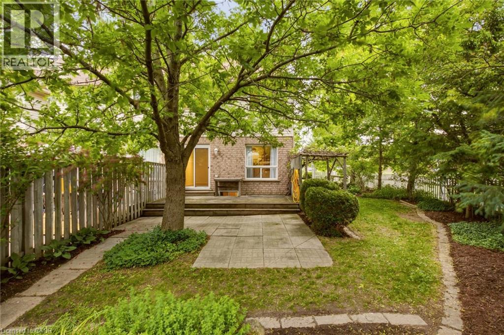 2 Ireland Place, Guelph, Ontario  N1E 7C2 - Photo 33 - 40840176