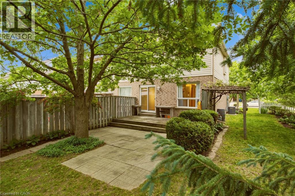 2 Ireland Place, Guelph, Ontario  N1E 7C2 - Photo 32 - 40840176
