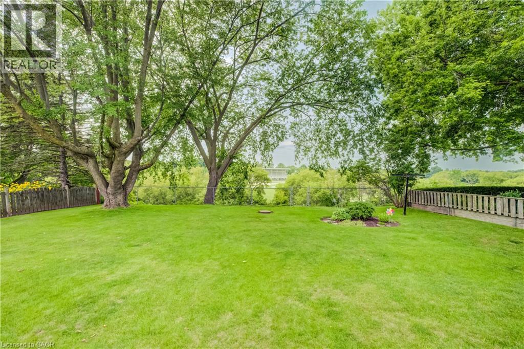 88 Riverside Drive, New Hamburg, Ontario  N3A 2H6 - Photo 24 - 40854735