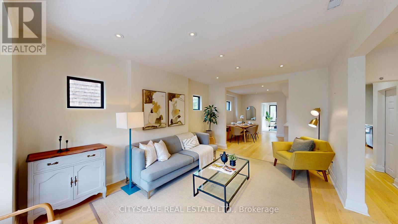 25 Oswald Crescent, Toronto, Ontario  M4S 2H5 - Photo 3 - C13537584