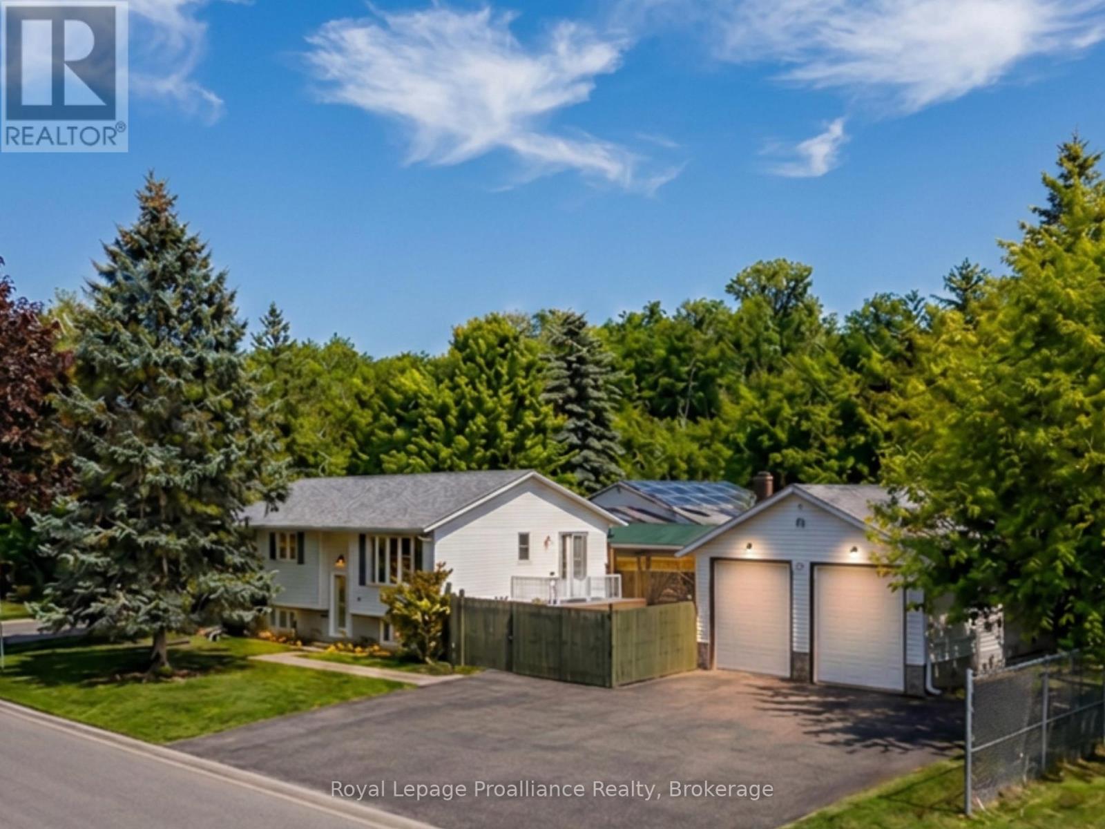 115 NICHOLAS STREET, Quinte West, Ontario