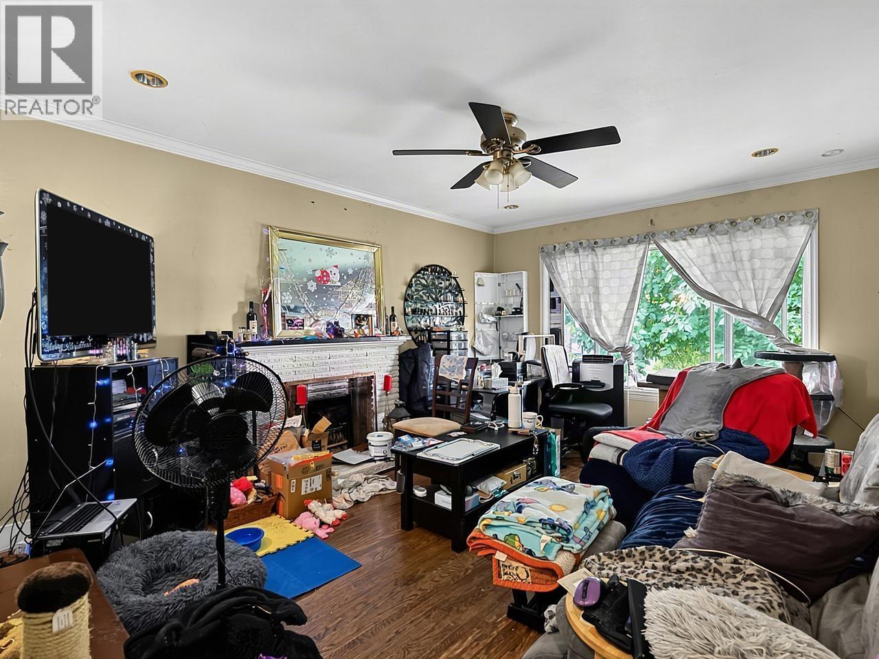 8247 10th Avenue, Burnaby, British Columbia  V3N 2S6 - Photo 6 - R3154707