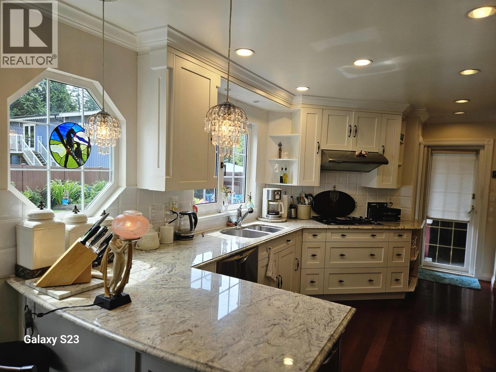 23242 130 Avenue, Maple Ridge, British Columbia  V2X 4S6 - Photo 8 - R3150042