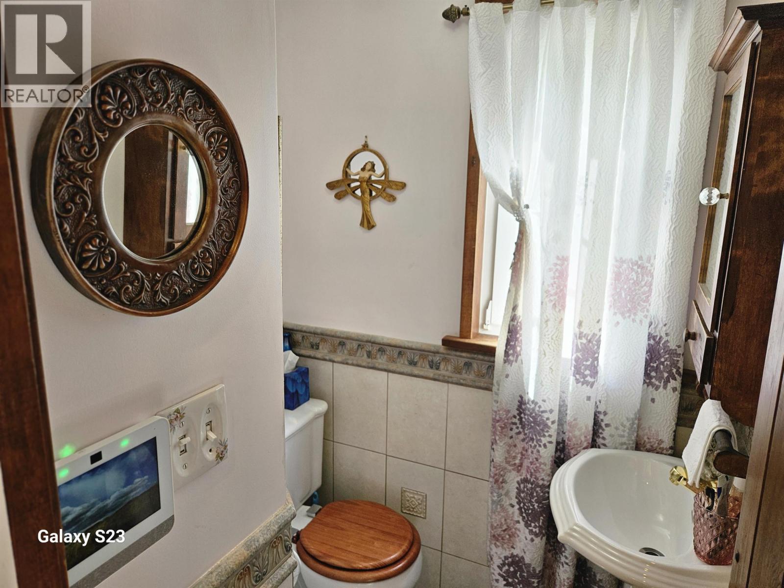 23242 130 Avenue, Maple Ridge, British Columbia  V2X 4S6 - Photo 15 - R3150042