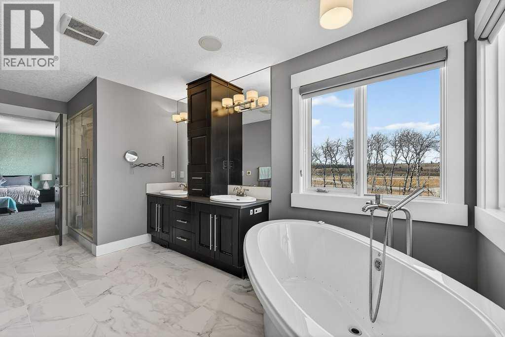 78 Aspen Cliff Close Sw, Calgary, Alberta  T3H 0L9 - Photo 27 - A2326091