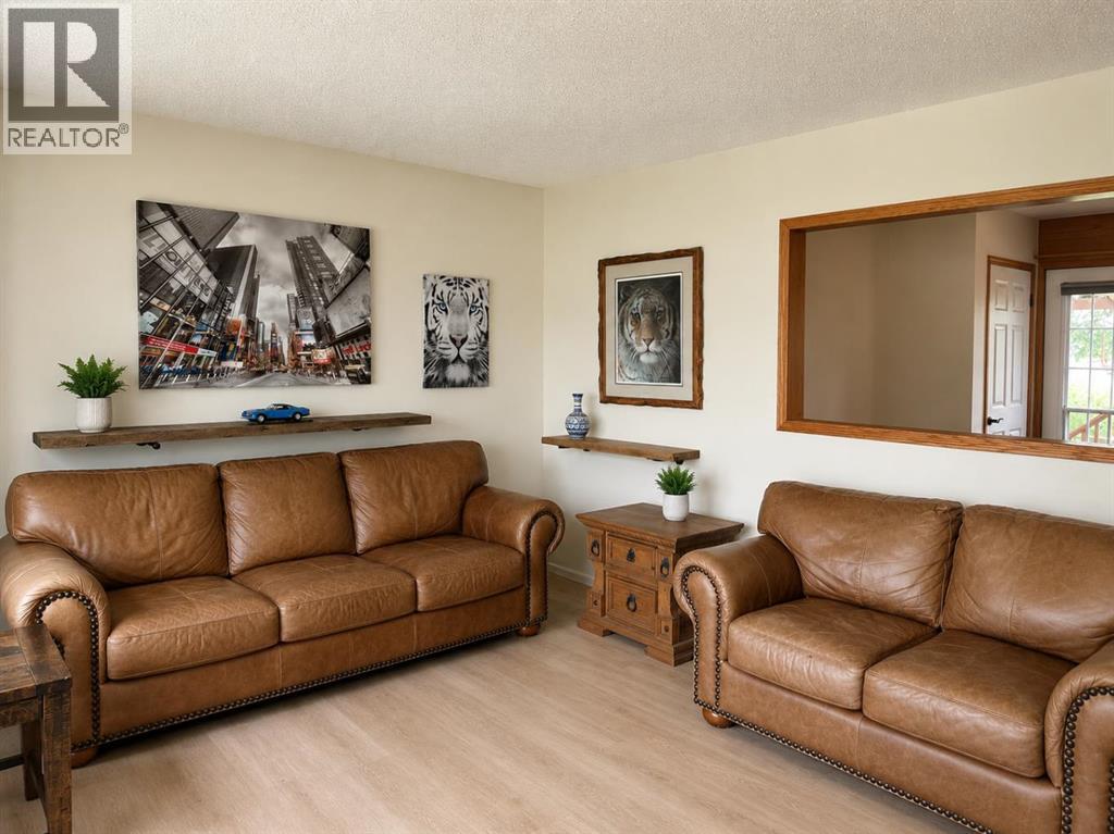 2510 35 Street Se, Calgary, Alberta  T2B 0X3 - Photo 4 - A2326534