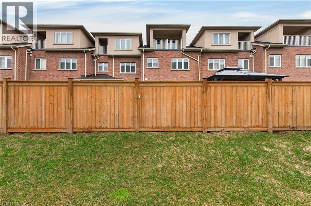 19 Picardy Drive Unit# 13, Hamilton, Ontario  L8J 0M7 - Photo 33 - 40854858