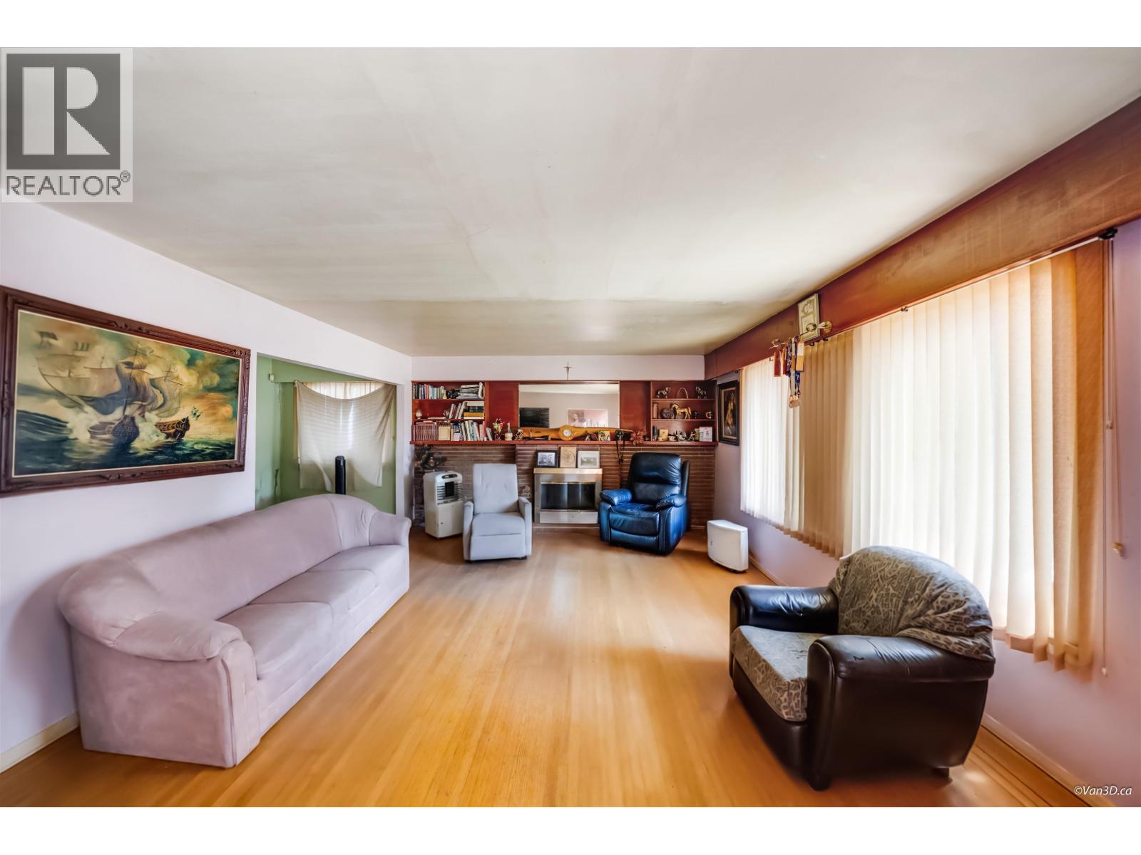 4757 Buxton Street, Burnaby, British Columbia  V5H 1J2 - Photo 9 - R3153776