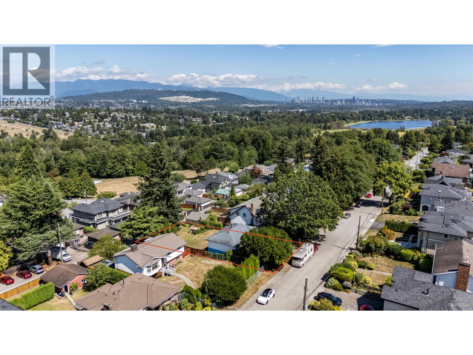 4757 Buxton Street, Burnaby, British Columbia  V5H 1J2 - Photo 5 - R3153776