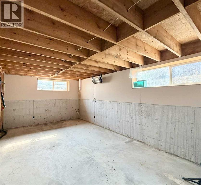 406 Picci Court, Linden, Alberta  T0M 1J0 - Photo 14 - A2336284