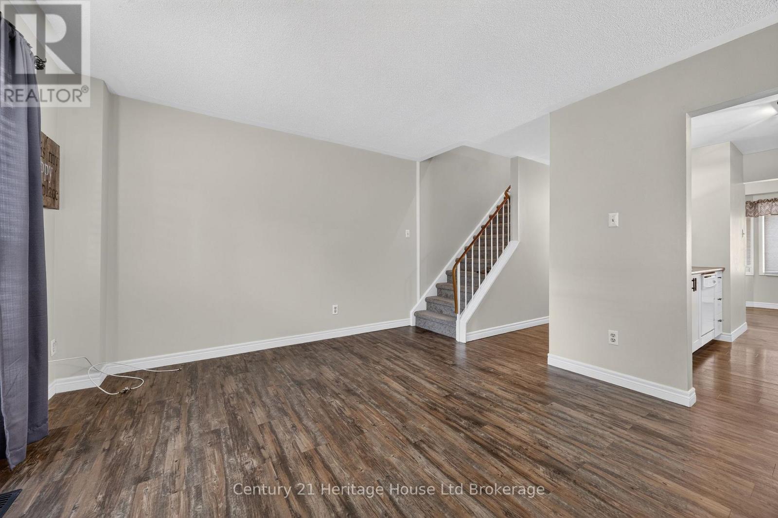 33 - 1115 Nellis Street, Woodstock, Ontario N4T 1P6 - Photo 6 - X13664410