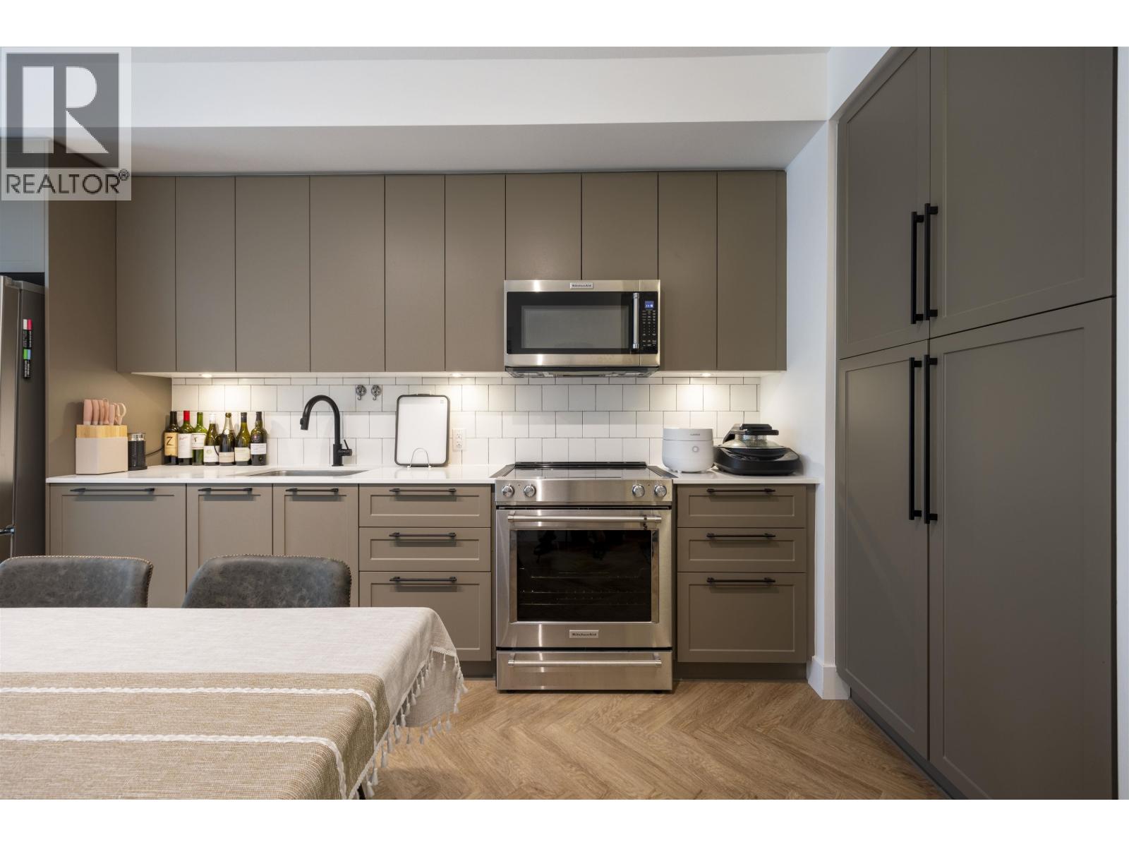 10 9278 Slopes Mews, Burnaby, British Columbia  V5A 0G1 - Photo 4 - R3154879
