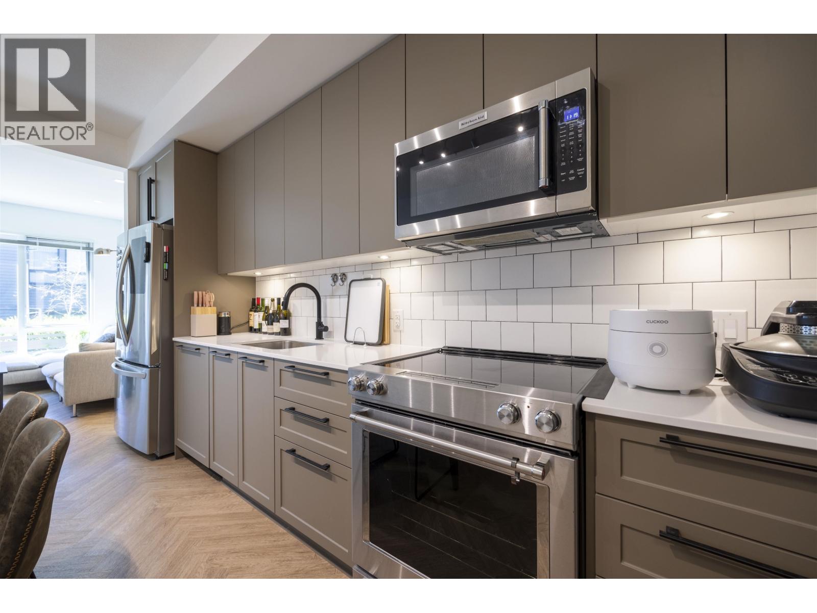 10 9278 Slopes Mews, Burnaby, British Columbia  V5A 0G1 - Photo 5 - R3154879