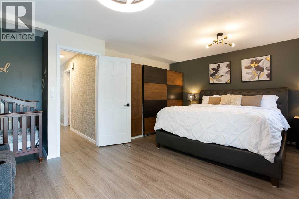 5 Shawglen Court Sw, Calgary, Alberta  T2Y 2R1 - Photo 17 - A2333887