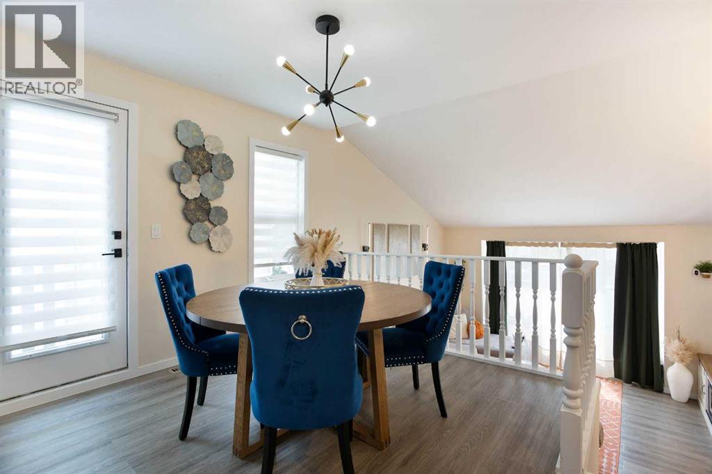 5 Shawglen Court Sw, Calgary, Alberta  T2Y 2R1 - Photo 8 - A2333887