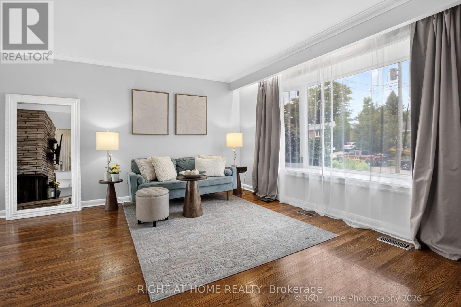 100 Perivale Crescent, Toronto, Ontario M1J 2C3 - Photo 4 - E13664308
