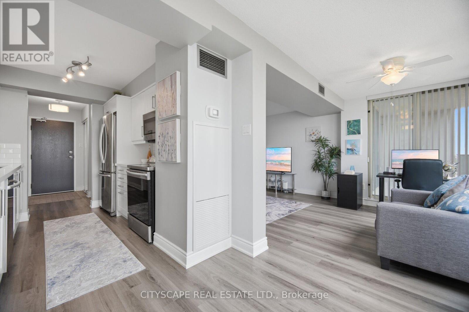 1105 - 700 Constellation Drive, Mississauga, Ontario  L5R 3G8 - Photo 5 - W13663422