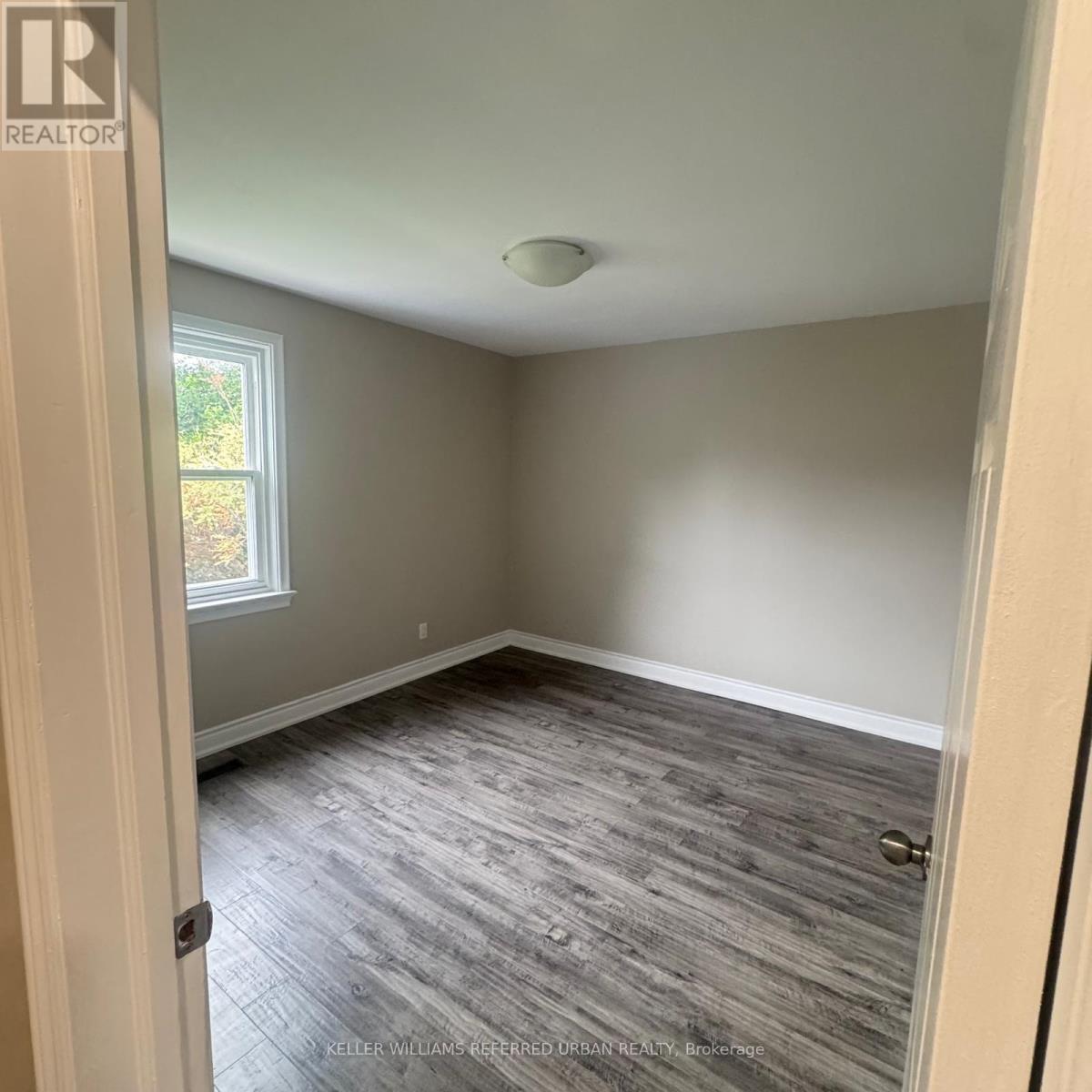 313 East 33rd Street, Hamilton, Ontario L8V 3T9 - Photo 11 - X13657912