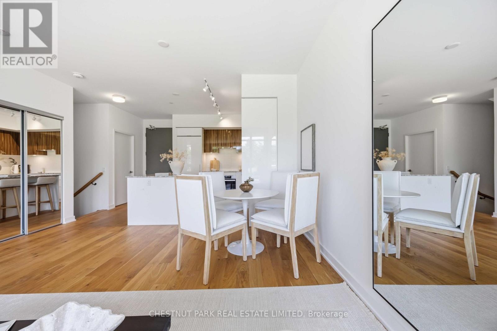 Th104 - 20 O'neill Road, Toronto, Ontario M3C 0R2 - Photo 14 - C13664404