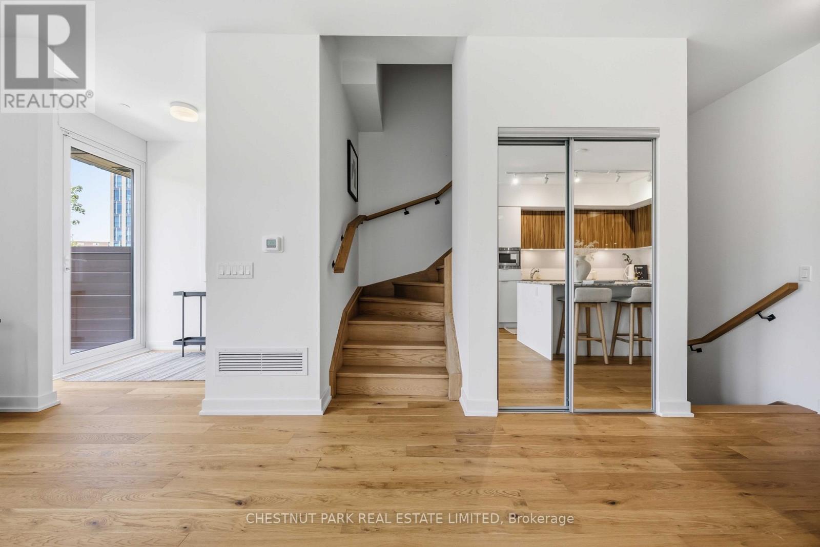 Th104 - 20 O'neill Road, Toronto, Ontario M3C 0R2 - Photo 16 - C13664404