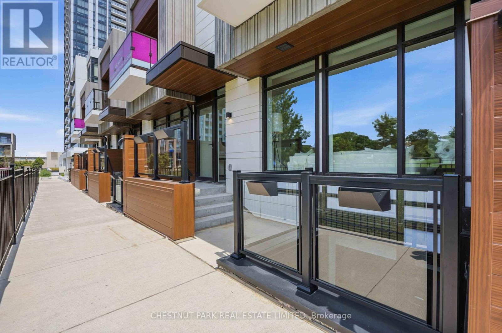 Th104 - 20 O'neill Road, Toronto, Ontario M3C 0R2 - Photo 48 - C13664404