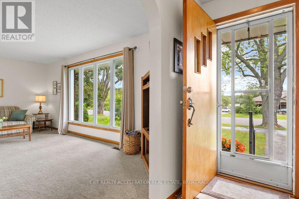 409 Dundas Street W, Greater Napanee, Ontario K7R 2B8 - Photo 3 - X13664390