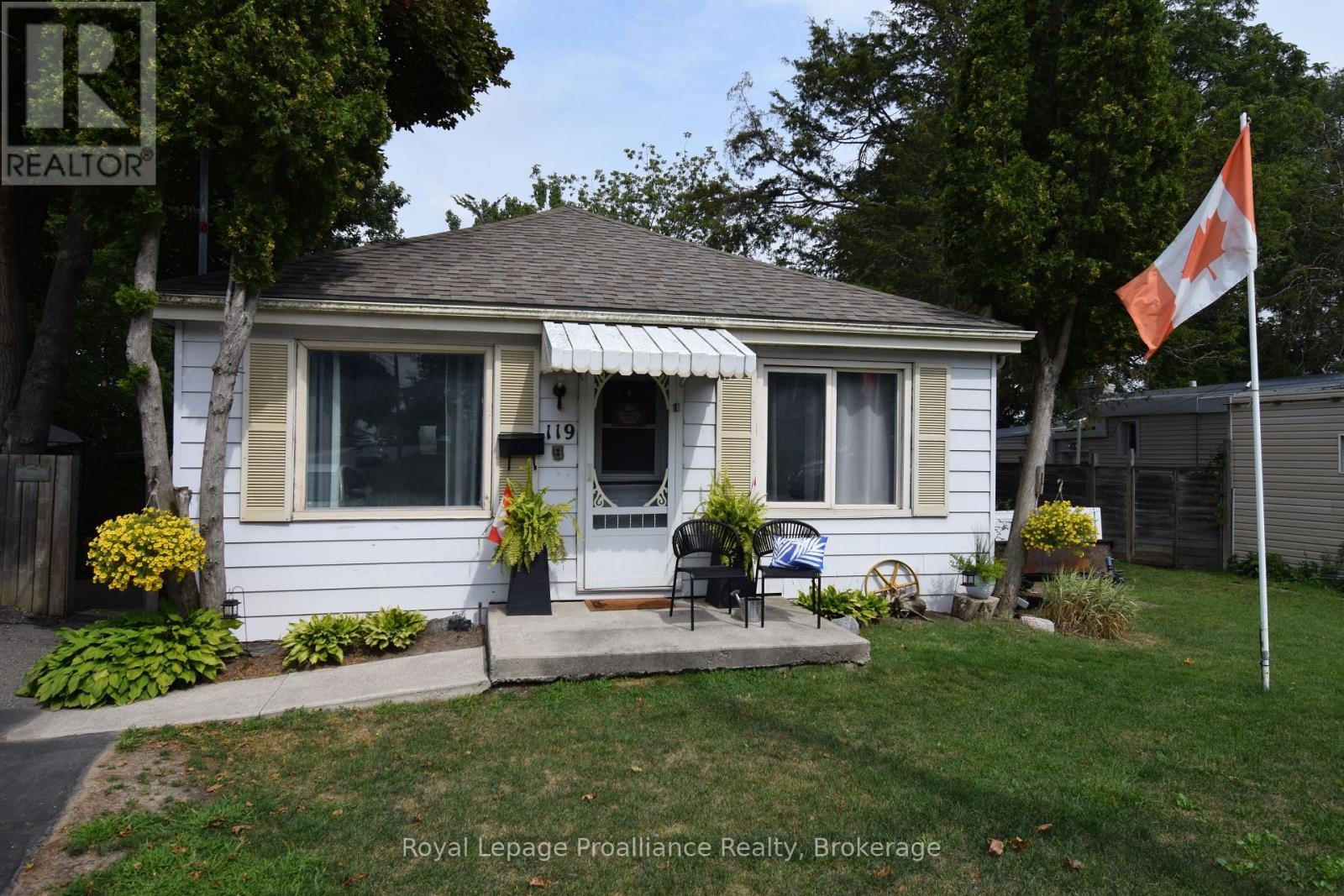 119 Orchard Drive, Belleville, Ontario  K8P 2K6 - Photo 1 - X13664362
