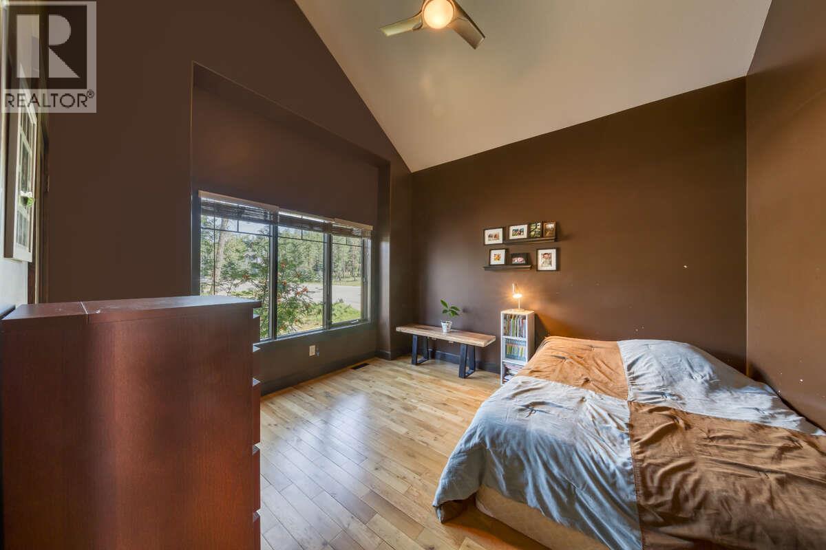 2576 Sandstone Green, Invermere, British Columbia  V0A 1K6 - Photo 17 - 10383530