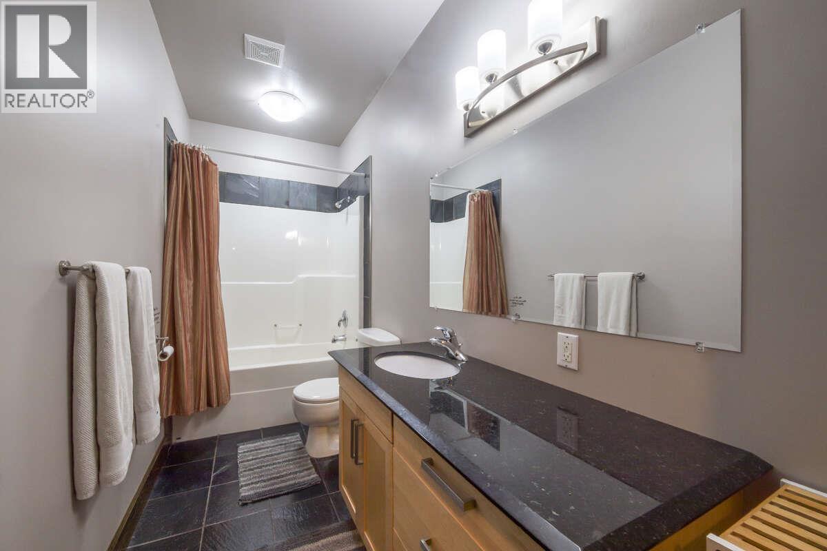 2576 Sandstone Green, Invermere, British Columbia  V0A 1K6 - Photo 31 - 10383530
