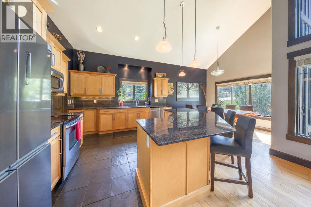 2576 Sandstone Green, Invermere, British Columbia  V0A 1K6 - Photo 13 - 10383530