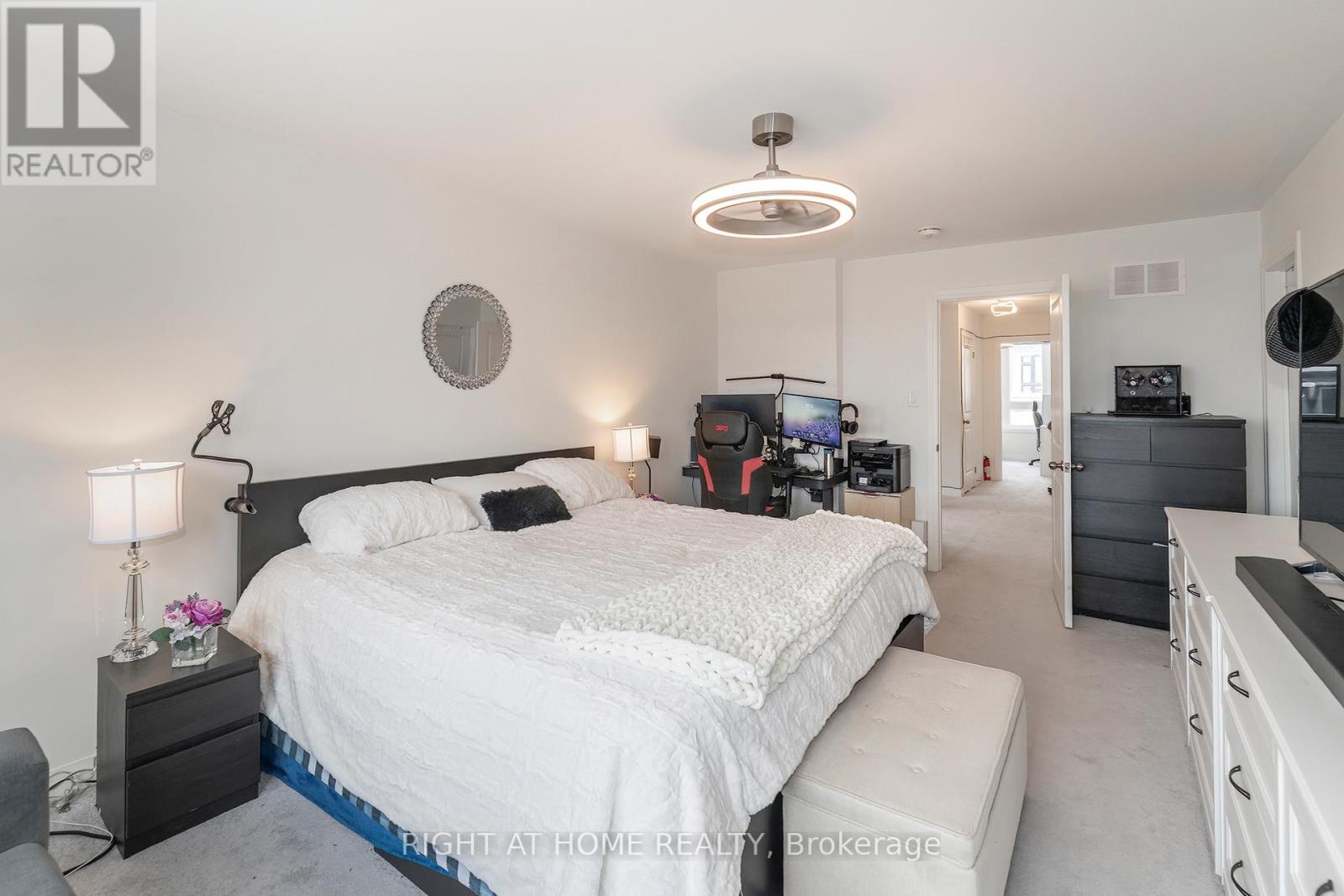 30 Caspian Square, Clarington, Ontario L1C 7G3 - Photo 18 - E13664352