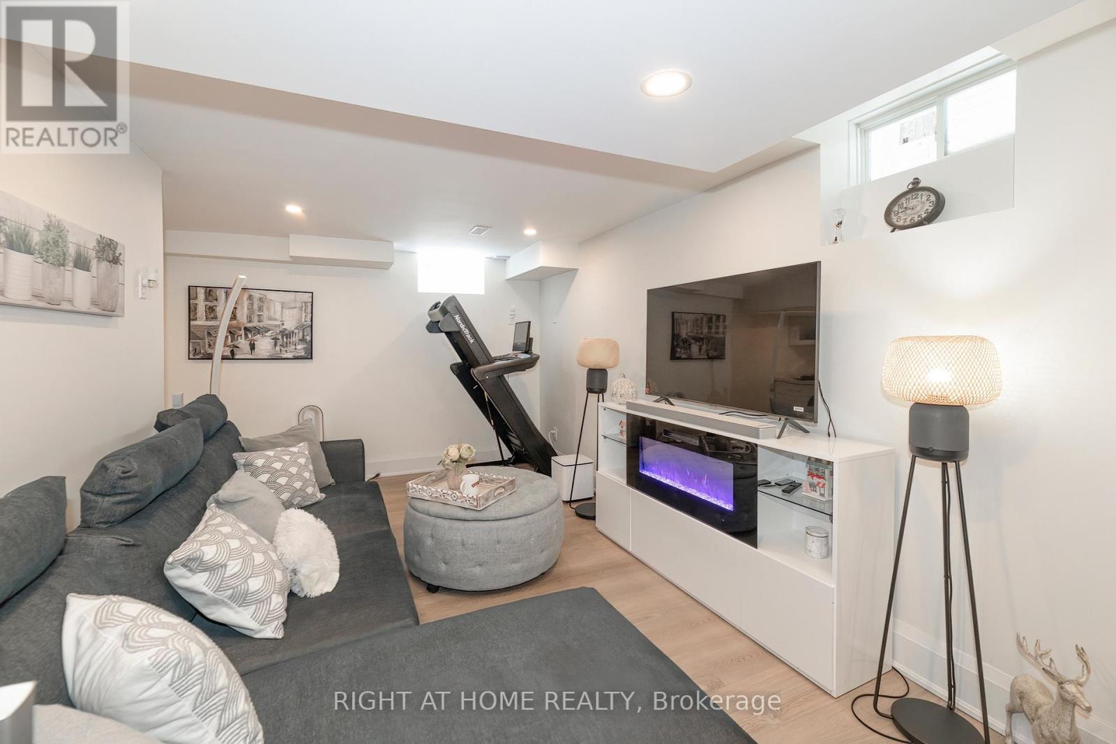 30 Caspian Square, Clarington, Ontario L1C 7G3 - Photo 24 - E13664352