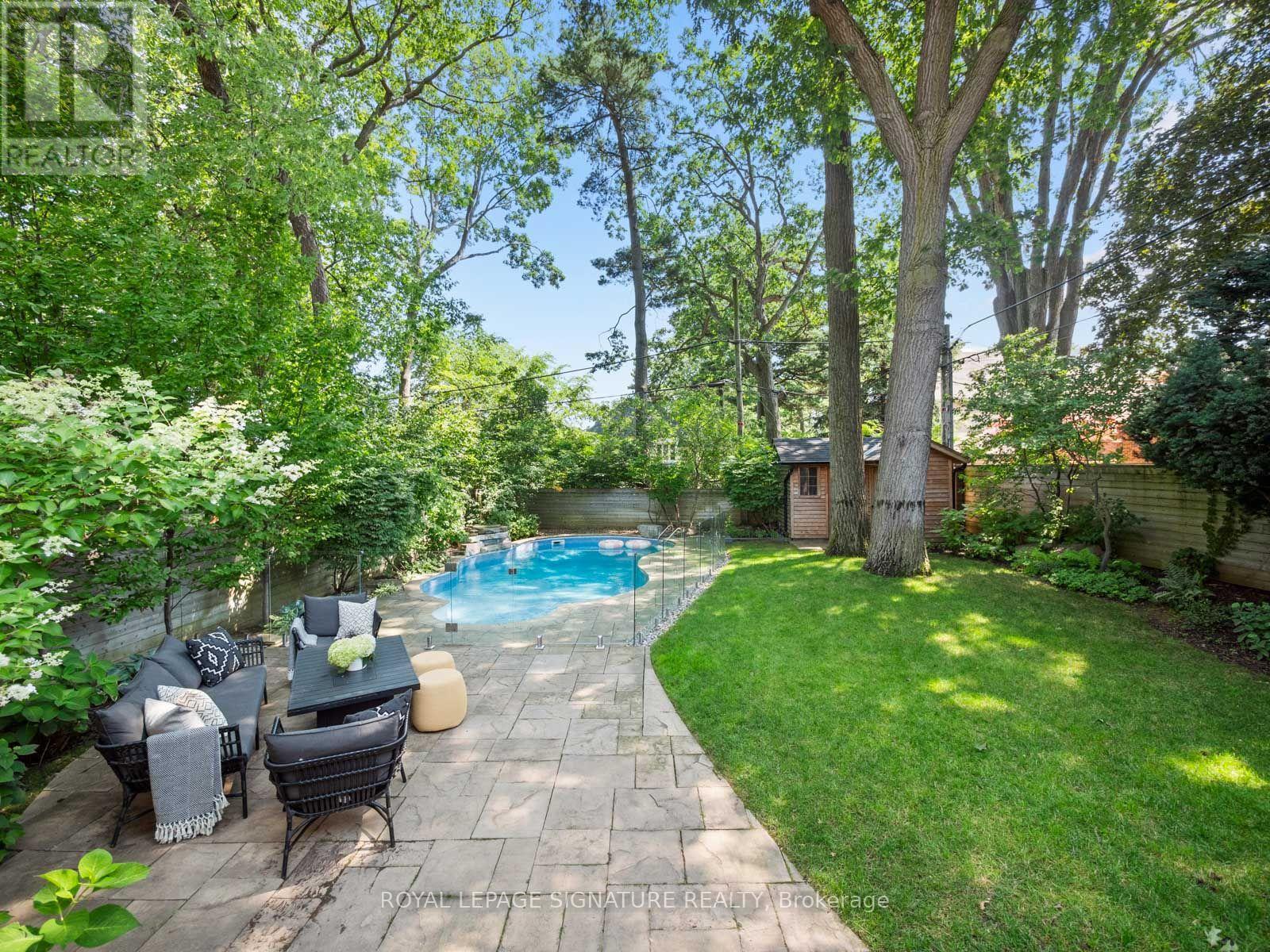 74 Fallingbrook Drive, Toronto, Ontario  M1N 1B6 - Photo 3 - E13664398