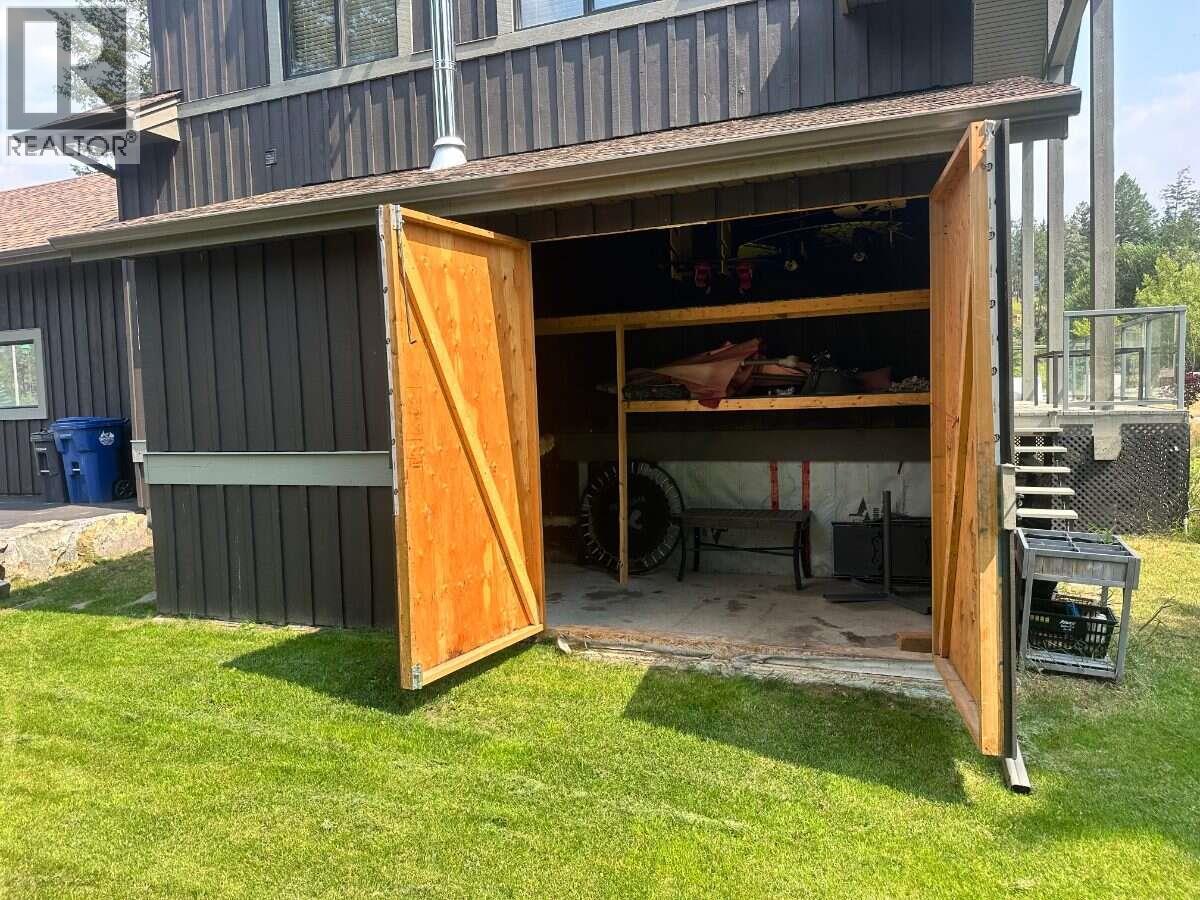2576 Sandstone Green, Invermere, British Columbia  V0A 1K6 - Photo 48 - 10383530