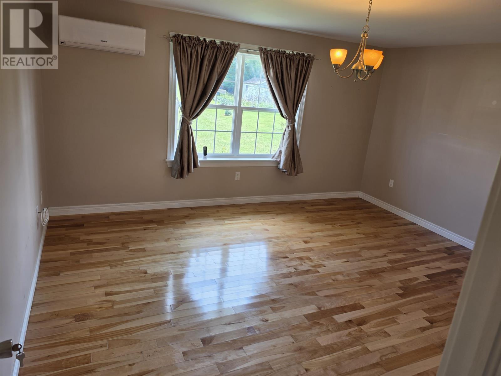 14 Meadow Lane, Charlottetown, Prince Edward Island  C1E 2H7 - Photo 4 - 202620257