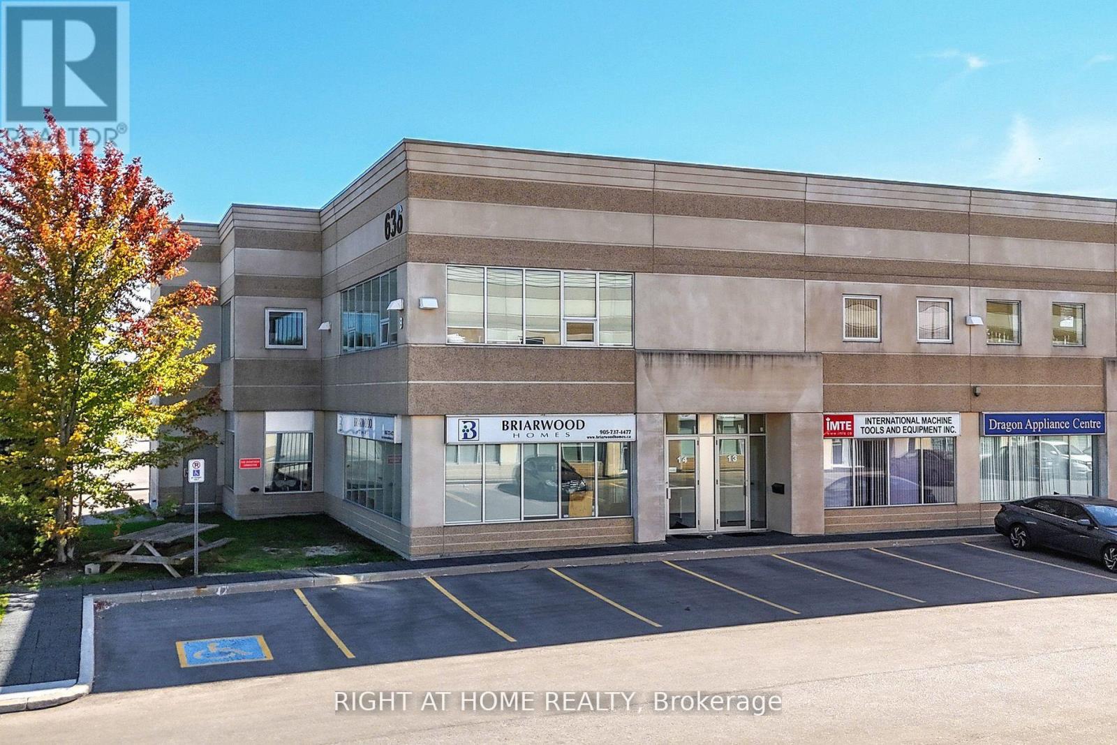 14 - 636 Edward Avenue, Richmond Hill, Ontario L4C 0V4 - Photo 2 - N13664348