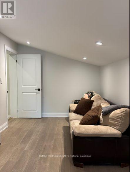94 Springhead Gardens, Richmond Hill, Ontario L4C 5C4 - Photo 16 - N13664364