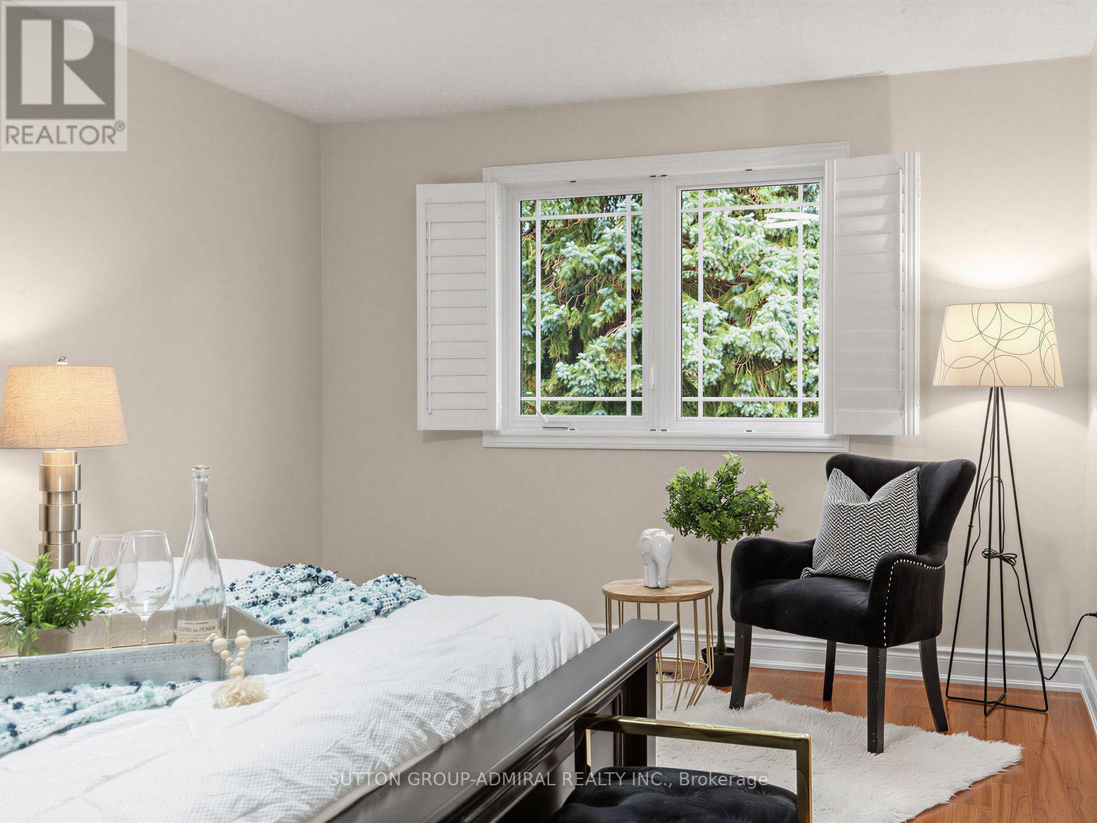 10 Torino Place, Vaughan, Ontario  L4K 2L4 - Photo 24 - N13664388