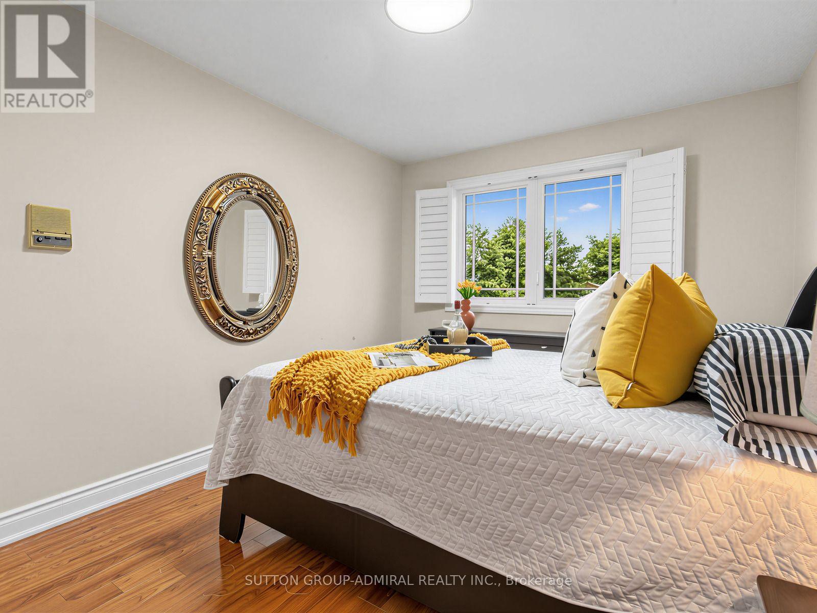 10 Torino Place, Vaughan, Ontario  L4K 2L4 - Photo 27 - N13664388