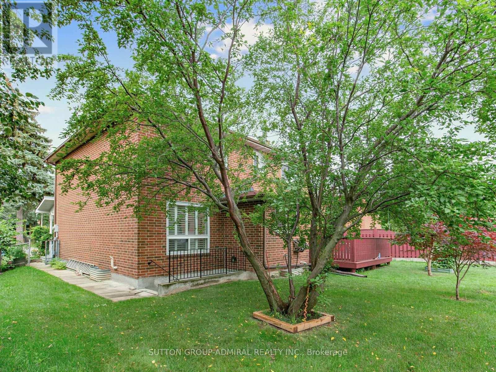 10 Torino Place, Vaughan, Ontario  L4K 2L4 - Photo 37 - N13664388
