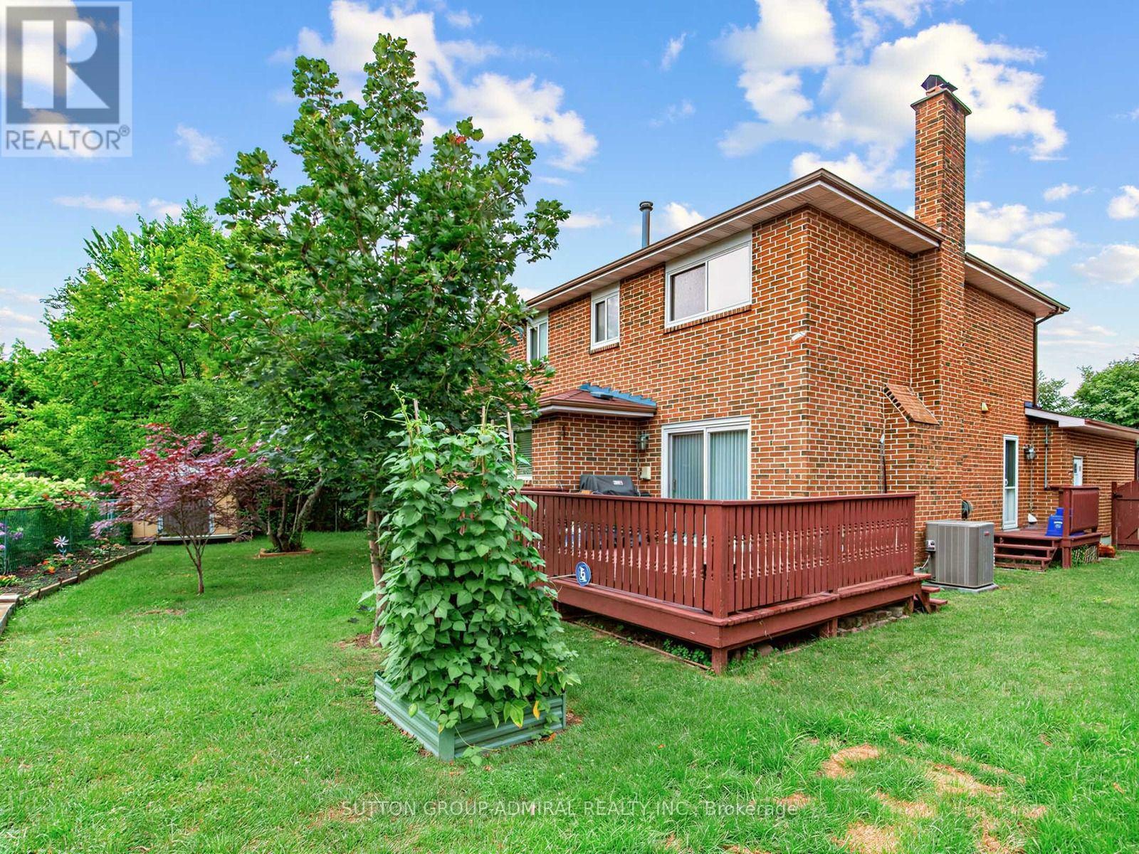 10 Torino Place, Vaughan, Ontario  L4K 2L4 - Photo 38 - N13664388
