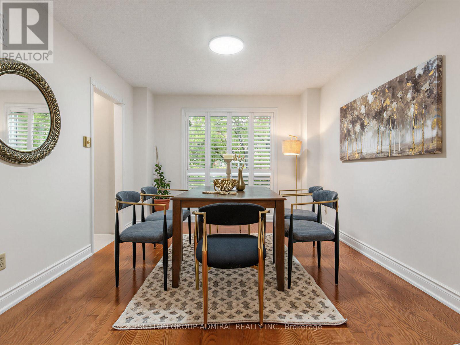 10 Torino Place, Vaughan, Ontario  L4K 2L4 - Photo 9 - N13664388