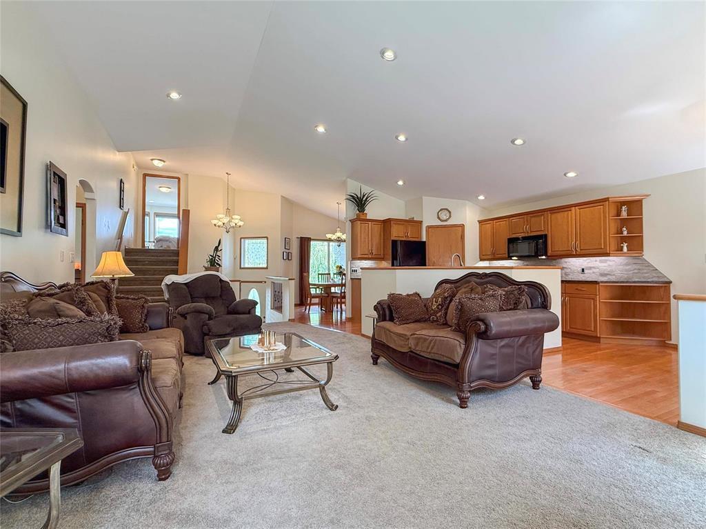 150 Lynx Crescent, Brandon, Manitoba  R7B 3R5 - Photo 4 - 202620024