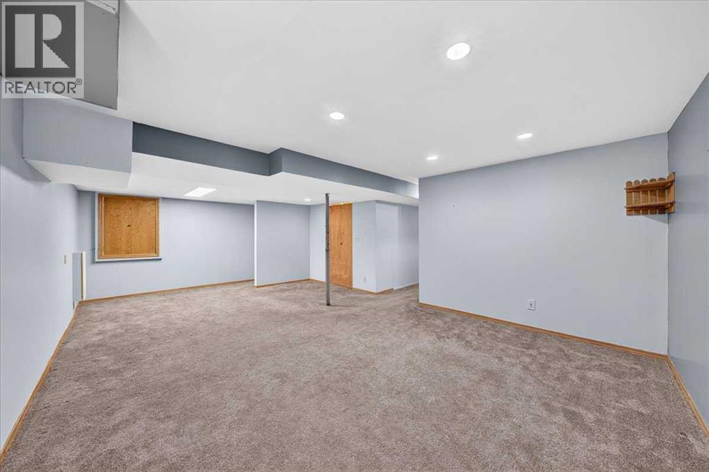 1837 Meadowbrook Drive Se, Airdrie, Alberta  T4A 1V5 - Photo 41 - A2336263