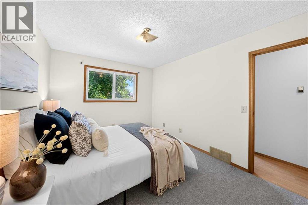 1837 Meadowbrook Drive Se, Airdrie, Alberta  T4A 1V5 - Photo 31 - A2336263