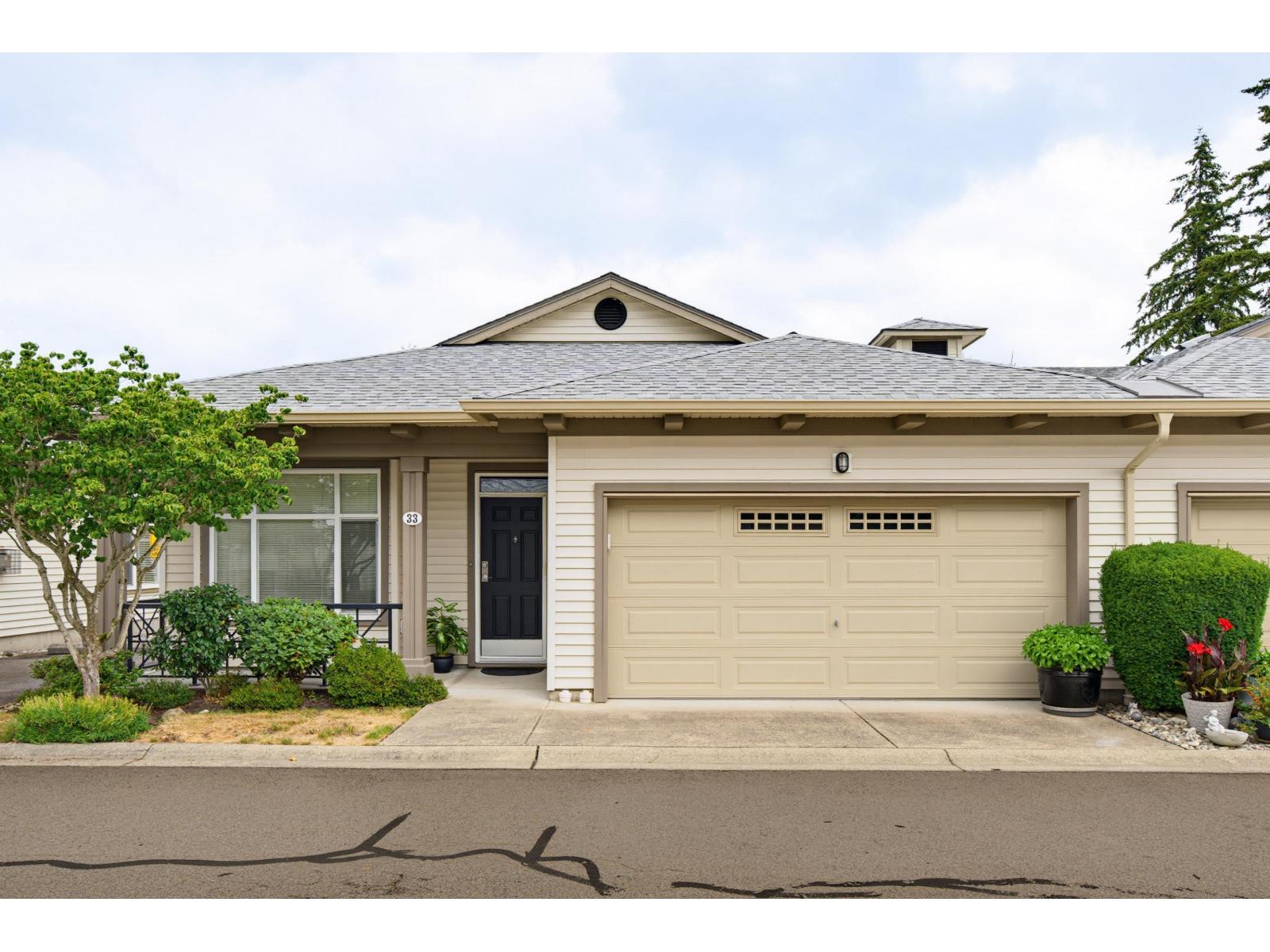 33 15188 62A AVENUE, Surrey, British Columbia