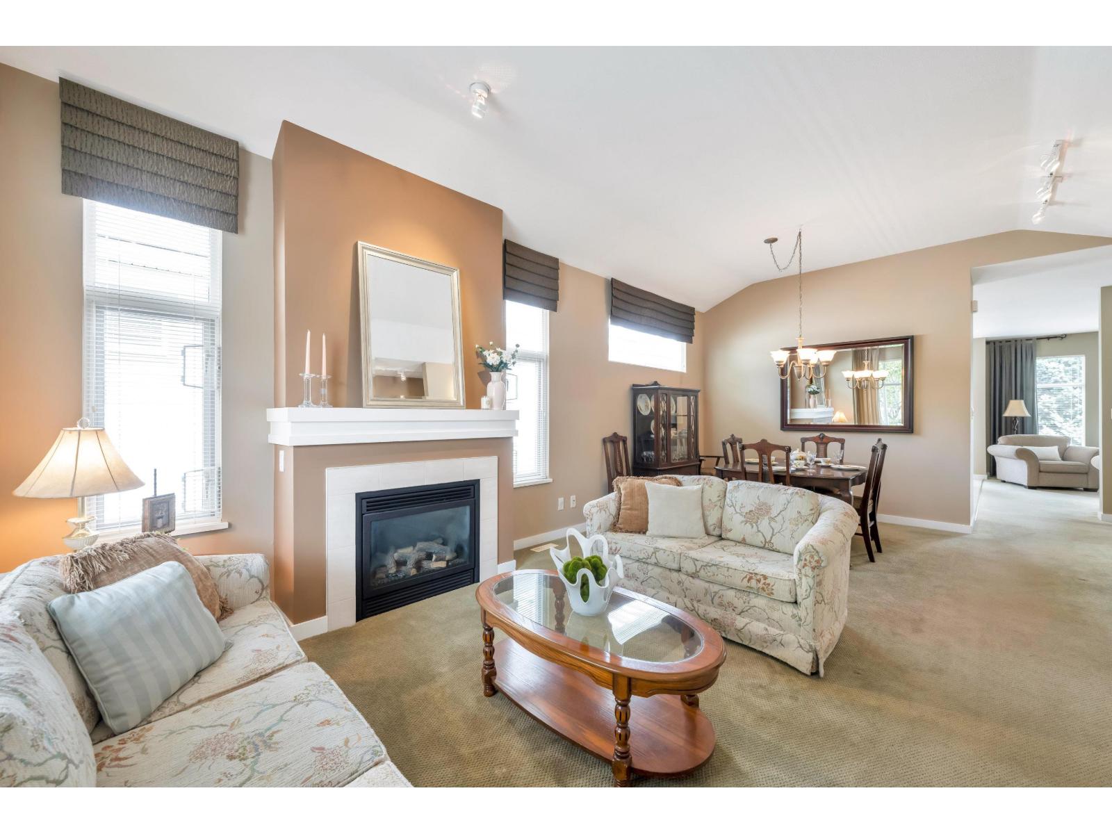 33 15188 62a Avenue, Surrey, British Columbia  V3S 1W7 - Photo 2 - R3154909