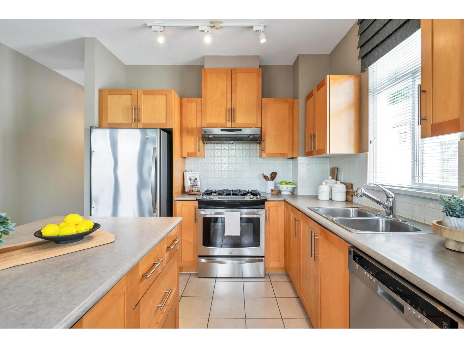 33 15188 62a Avenue, Surrey, British Columbia  V3S 1W7 - Photo 8 - R3154909