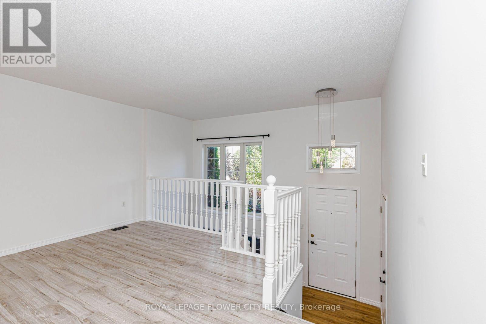 47 Queensway Drive, Strathroy-Caradoc, Ontario  N7G 4M2 - Photo 9 - X13664400